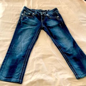 Nice pair of miss me jeans, daughter outgrew